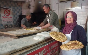  Çetin Ekmek te Ramazan Pidesi 